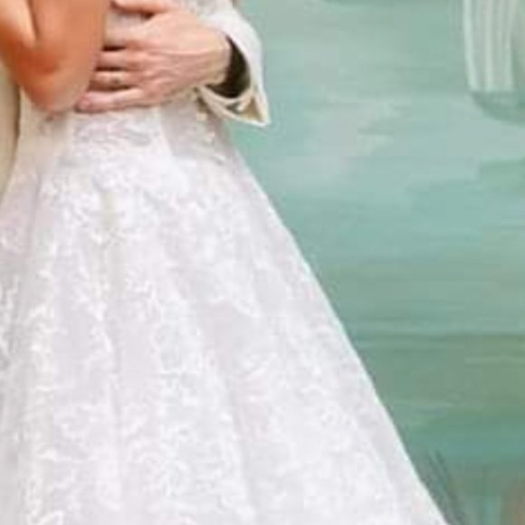 Isabelle Armstrong Arabella bridal gown - Picture 4 of 12